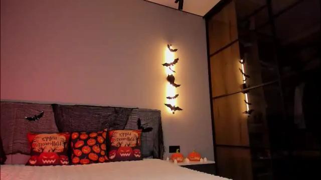 Image 12 of amazing_bitch Stream on Chaturbate on 1 day ago