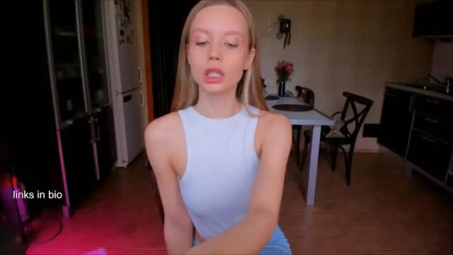 Thumbnail 3, amazing_roxana's Stream at Chaturbate, 4 months ago