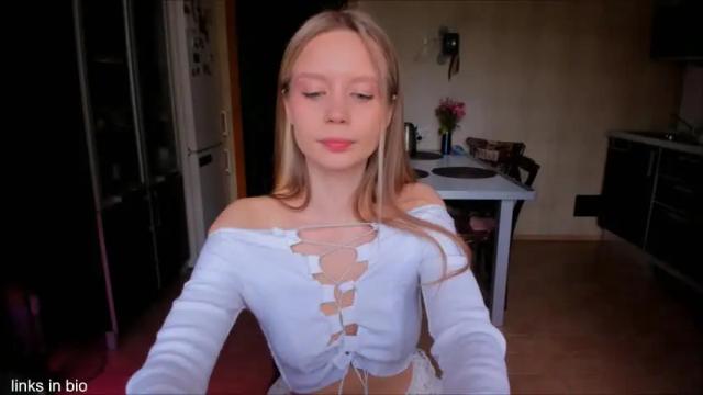 Thumbnail 2, amazing_roxana's Stream at Chaturbate, 4 months ago