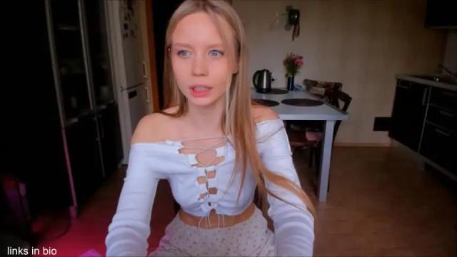 Thumbnail 3, amazing_roxana's Stream at Chaturbate, 4 months ago