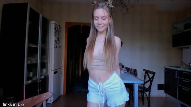 Image 11 of amazing_roxana Stream on Chaturbate on 3 months ago