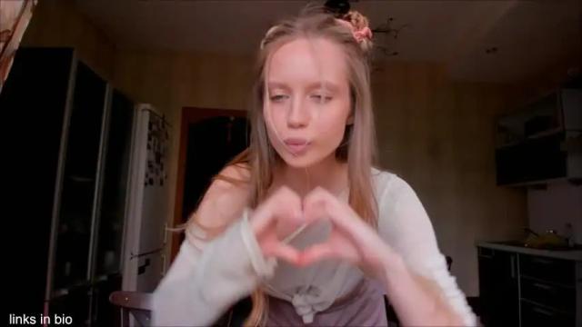Image 10 of amazing_roxana Stream on Chaturbate on 3 months ago