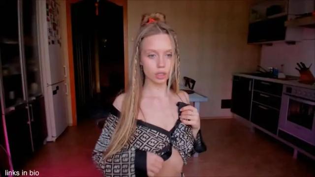 Image 4 of amazing_roxana Stream on Chaturbate on 3 months ago