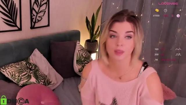 Thumbnail 1, amazingameliax's Stream at Chaturbate, 18 months ago