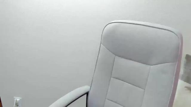 Image 10 of amazingeyes92x Stream on Chaturbate on 17 months ago