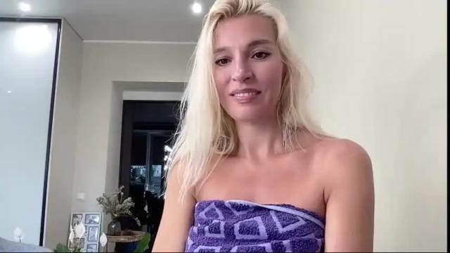 Image 6 of amazingkelly Stream on Chaturbate on 3 months ago