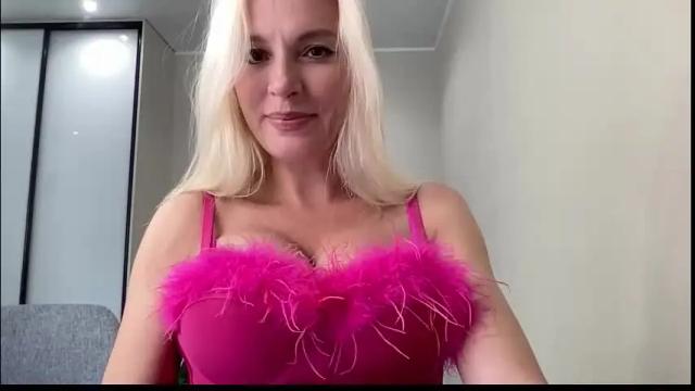 Thumbnail 2, amazingkelly's Stream at Chaturbate, 2 months ago