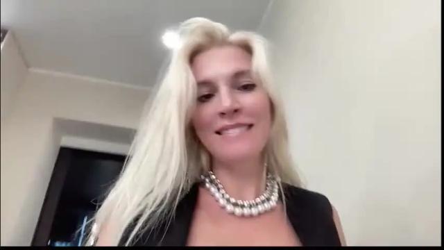 Image 8 of amazingkelly Stream on Chaturbate on 2 months ago