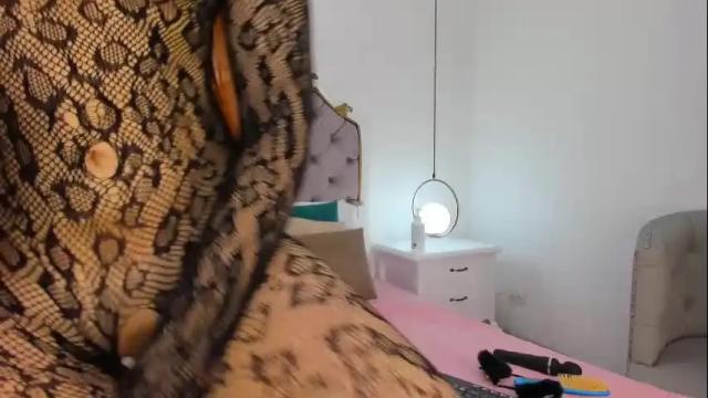 Thumbnail 1, ambar_adamss's Stream at Chaturbate, 23 days ago
