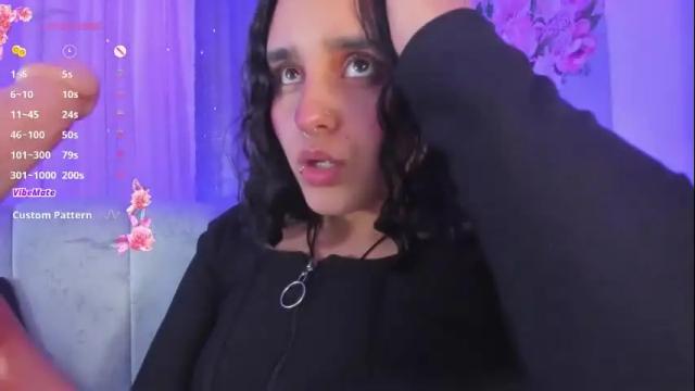 Image 12 of ambar_devon Stream on Chaturbate on 1 month ago