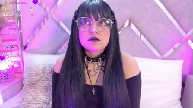 Image 8 of ambar_devon Stream on Chaturbate on 1 month ago