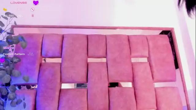 Image 8 of ambar_devon Stream on Chaturbate on 1 month ago