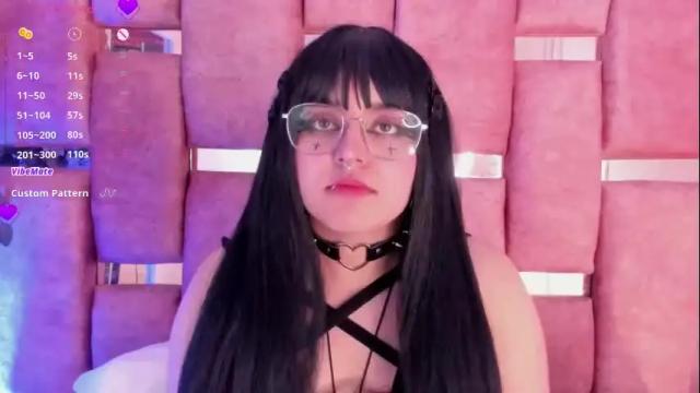 Image 12 of ambar_devon Stream on Chaturbate on 1 month ago