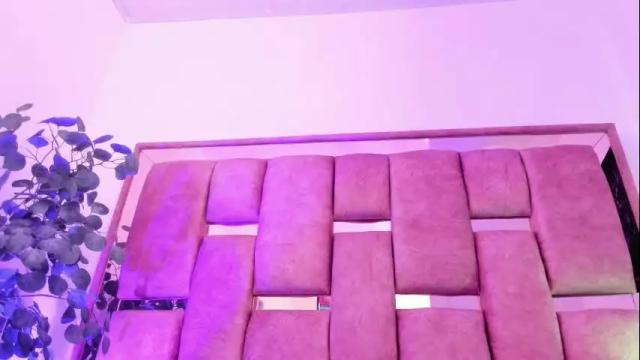 Image 11 of ambar_devon Stream on Chaturbate on 9 days ago