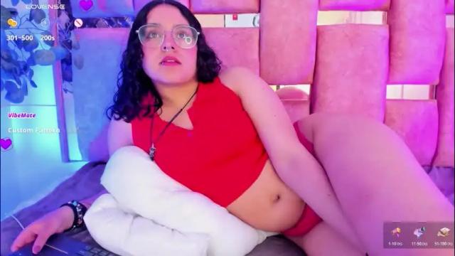 Image 11 of ambar_devon Stream on Chaturbate on 3 days ago