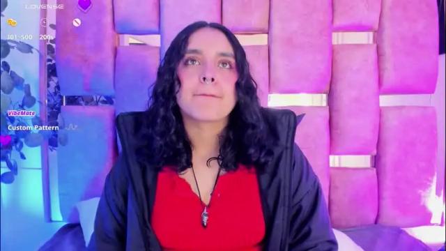 Image 2 of ambar_devon Stream on Chaturbate on 3 days ago