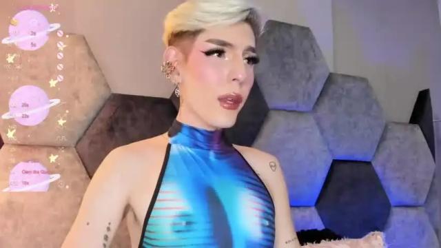 Image 10 of ambar_jhoness Stream on Chaturbate on 15 months ago