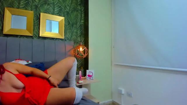 Thumbnail 2, ambar_reyes_gb's Stream at Chaturbate, 16 months ago
