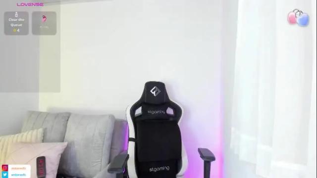 Image 3 of ambar_wells Stream on Chaturbate on 28 days ago
