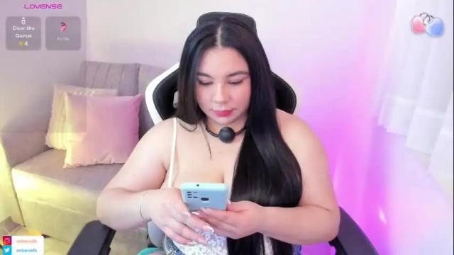 Image 11 of ambar_wells Stream on Chaturbate on 17 days ago