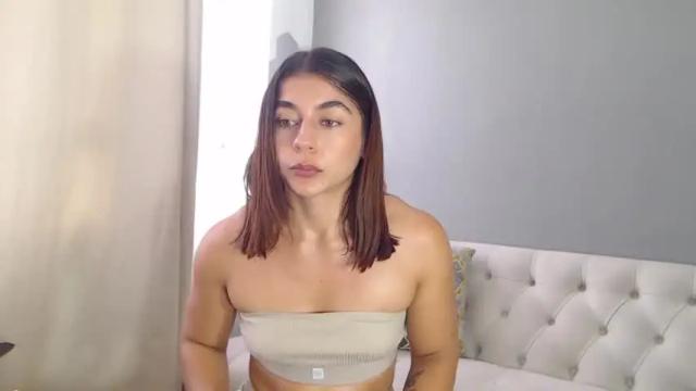 Image 7 of ambarhill Stream on Chaturbate on 16 months ago
