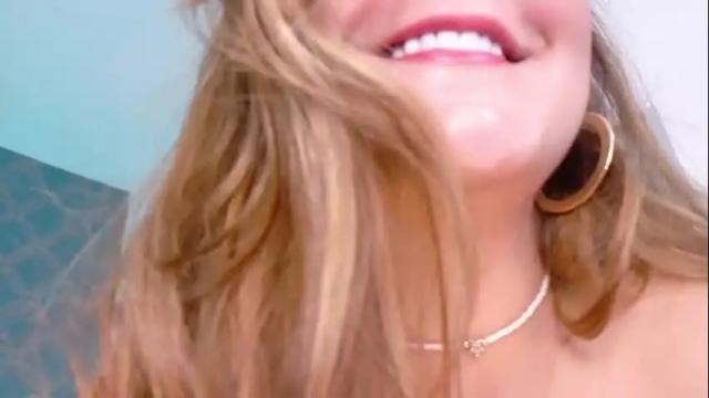 Image 6 of ambarroberts Stream on Chaturbate on 2 months ago