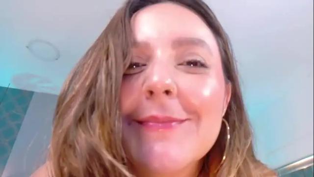 Image 11 of ambarroberts Stream on Chaturbate on 1 month ago