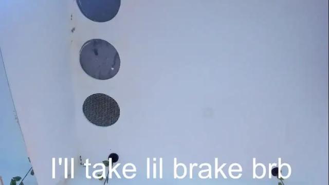 Image 2 of ambeer_rousess Stream on Chaturbate on 5 months ago