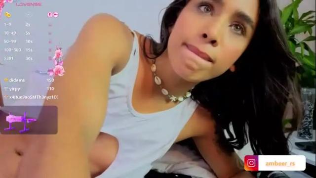 Image 8 of ambeer_rousess Stream on Chaturbate on 4 months ago