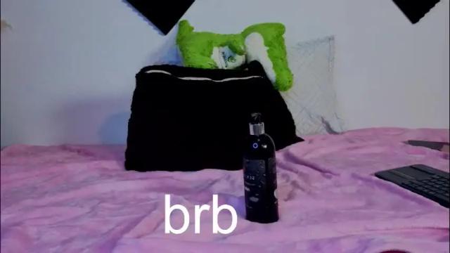 Image 3 of ambeer_rousess Stream on Chaturbate on 1 month ago