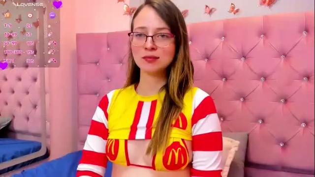 Image 11 of ambeerrwood_ Stream on Chaturbate on 1 month ago