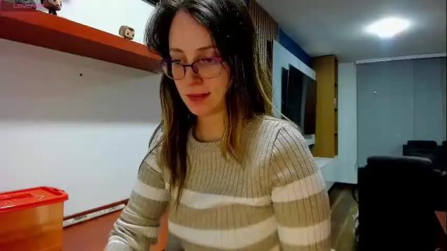 Image 12 of ambeerrwood_ Stream on Chaturbate on 22 days ago