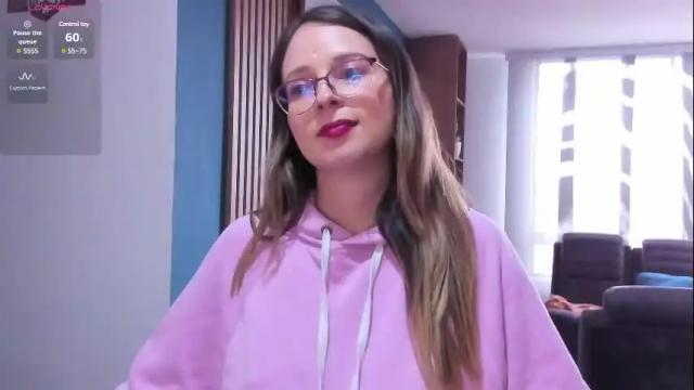 Image 7 of ambeerrwood_ Stream on Chaturbate on 16 days ago