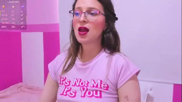 Image 4 of ambeerrwood_ Stream on Chaturbate on 7 days ago