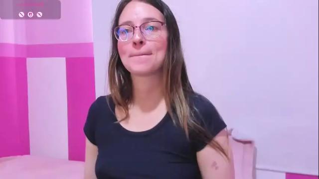Image 2 of ambeerrwood_ Stream on Chaturbate on 3 days ago