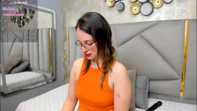 Image 10 of ambeerrwood_ Stream on Chaturbate on 1 month ago