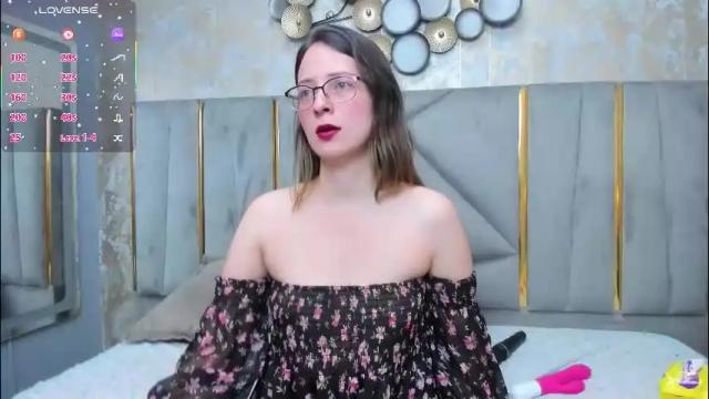 Image 8 of ambeerrwood_ Stream on Chaturbate on 1 month ago