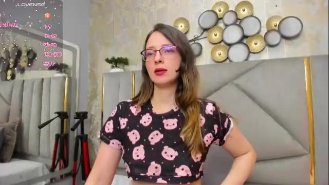 Image 2 of ambeerrwood_ Stream on Chaturbate on 1 month ago