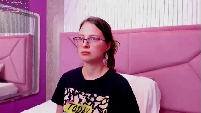 Thumbnail 3, ambeerrwood_'s Stream at Chaturbate, 23 days ago