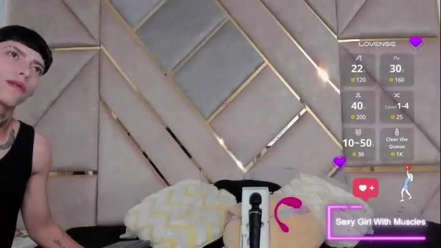 Image 6 of amber_adams_ Stream on Chaturbate on 1 month ago