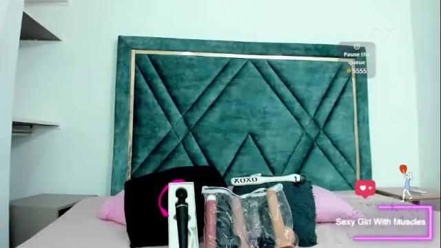 Image 11 of amber_adams_ Stream on Chaturbate on 27 days ago