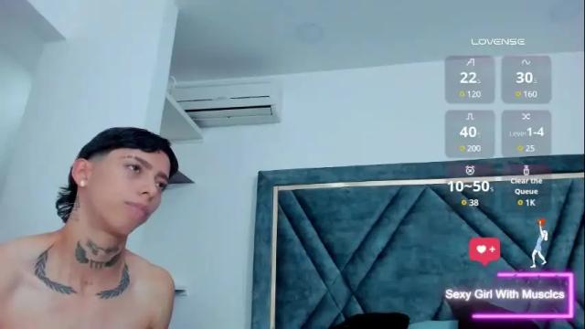Image 3 of amber_adams_ Stream on Chaturbate on 12 days ago