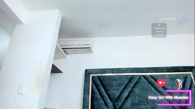 Image 11 of amber_adams_ Stream on Chaturbate on 9 days ago