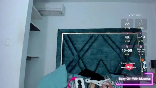 Image 12 of amber_adams_ Stream on Chaturbate on 6 days ago