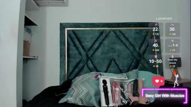 Image 7 of amber_adams_ Stream on Chaturbate on 2 days ago