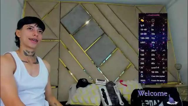 Image 4 of amber_adams_ Stream on Chaturbate on 2 months ago