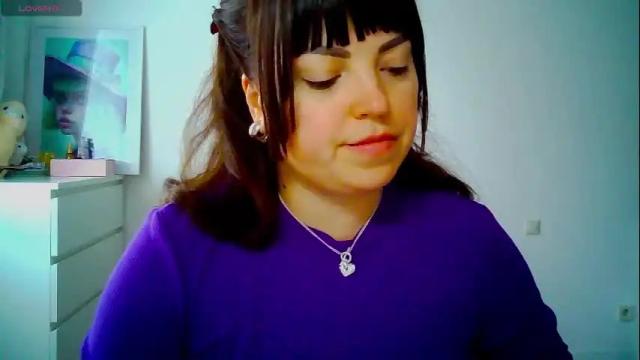 Image 7 of amber_art Stream on Chaturbate on 17 days ago