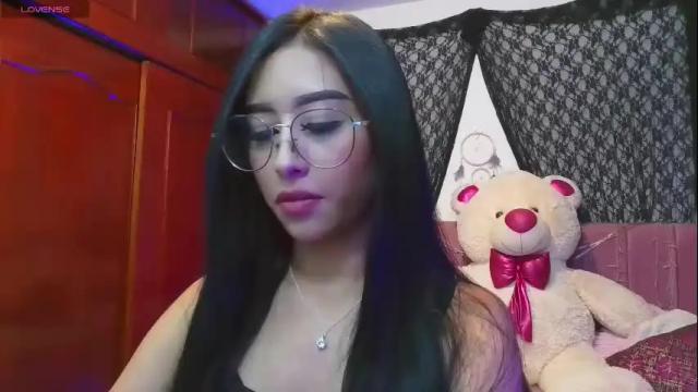 Image 3 of amber_astrom Stream on Chaturbate on 1 month ago