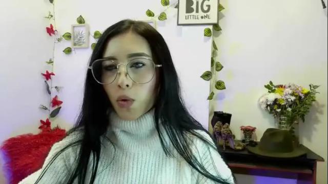 Image 10 of amber_astrom Stream on Chaturbate on 1 month ago