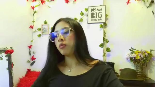 Image 2 of amber_astrom Stream on Chaturbate on 1 month ago